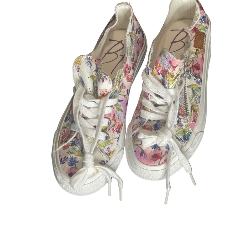 Blowfish Malibu Floral Canvas Sneakers with White Laces - Picture 2 of 3